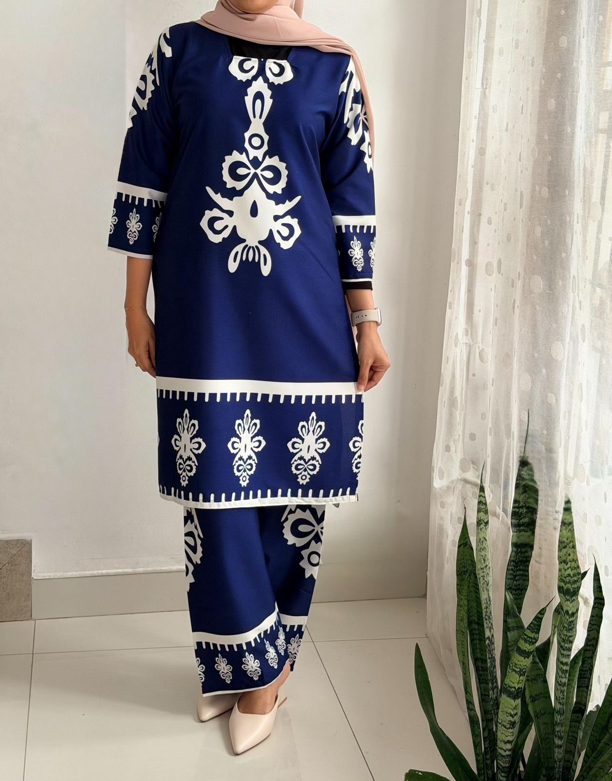 Akzaani Modest Co-Ord Set Navy Blue
